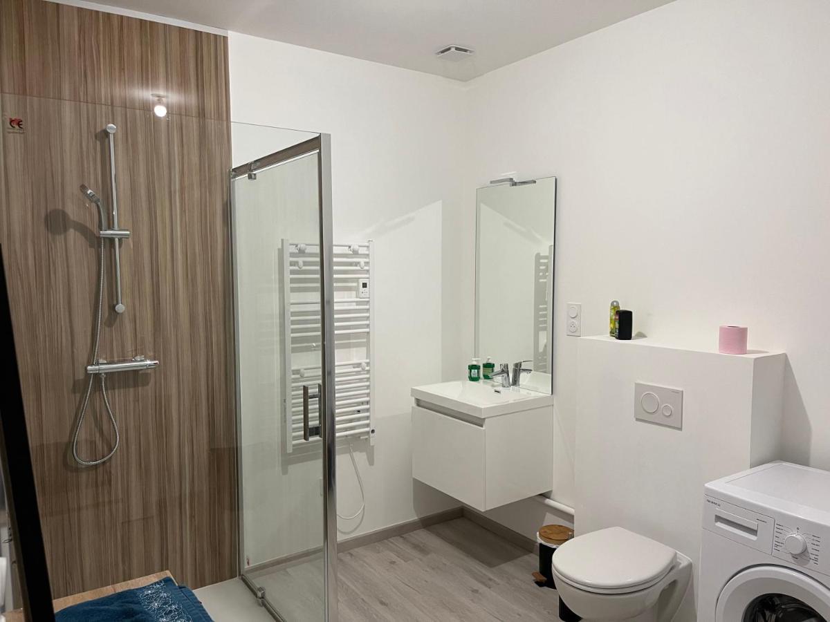 Le Mendes Apartment Evron Luaran gambar